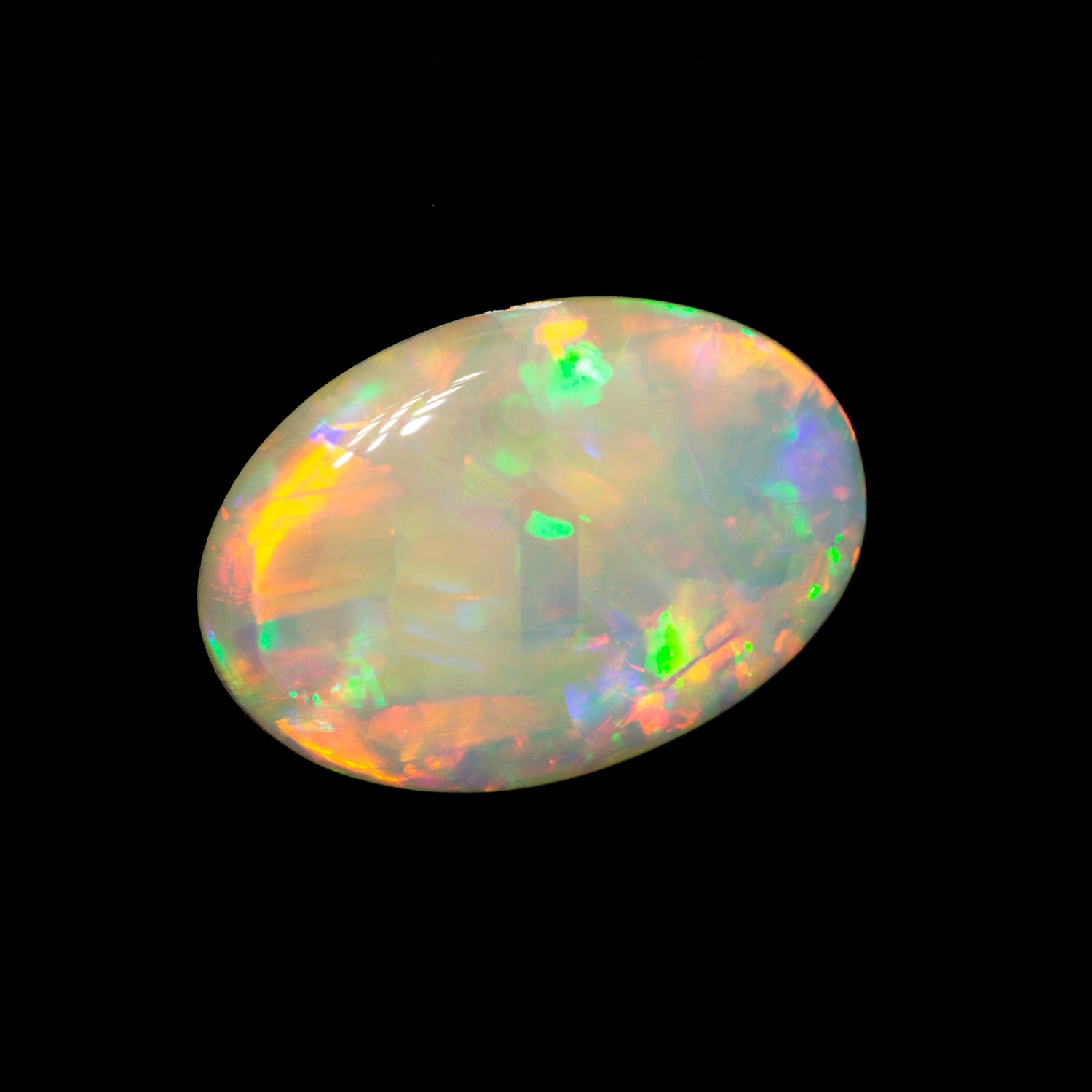 1.96 ct white opal 12.1x8.5x3.1mm