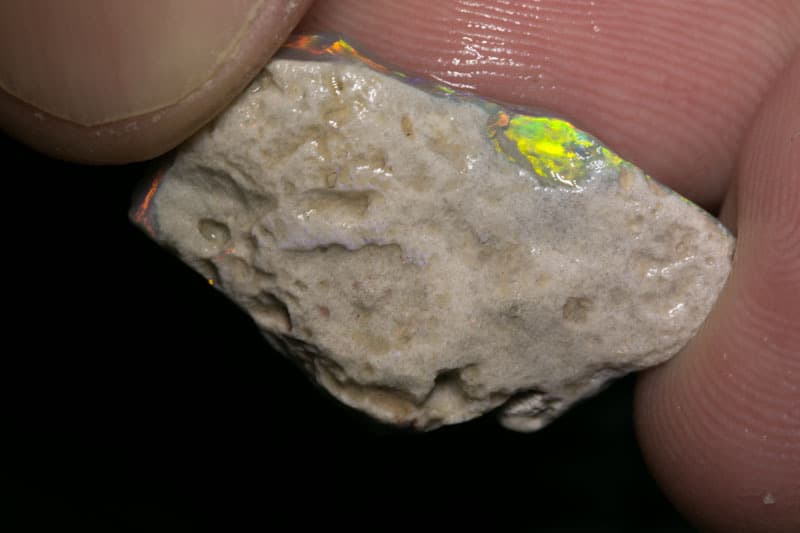 11-90ct-rough-opal-piece