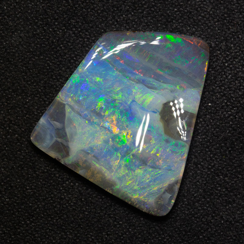 14.17 ct boulder opal 21.3x18.3x4.1mm