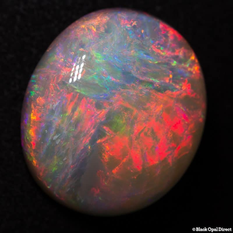 14.82 ct white opal19x17x7mm