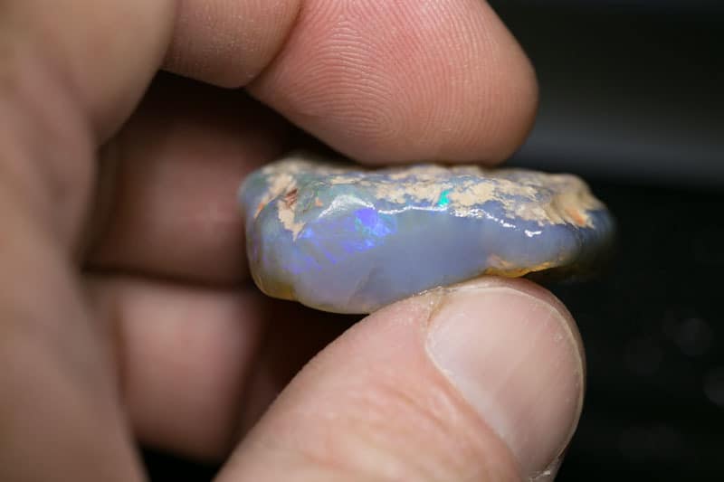 142 ct rough opal parcel for intermediate opal cutters