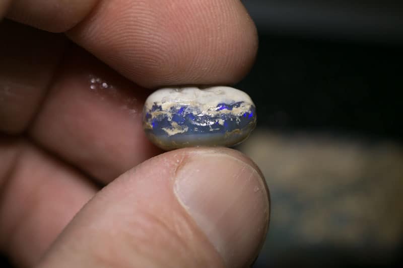 142 ct rough opal parcel for intermediate opal cutters