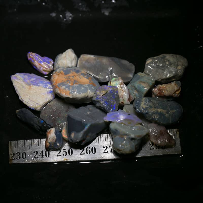 152ct-rough-opal-parcel