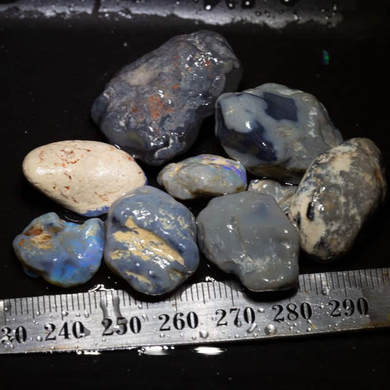 168-5ct-rough-opal-parcel