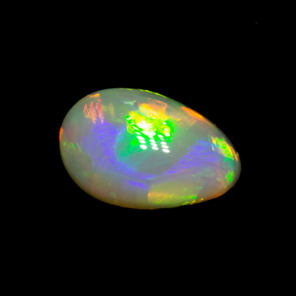2.07 ct crystal opal 10.7x6.8x4.6mm