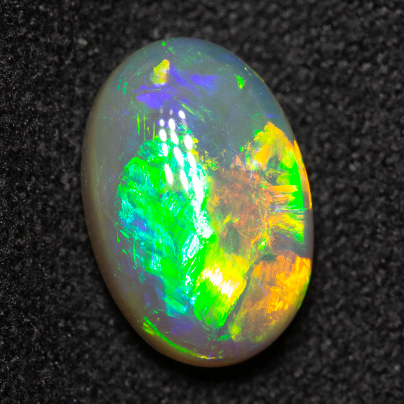 2.14 ct crystal opal 10.5x7x4.5mm