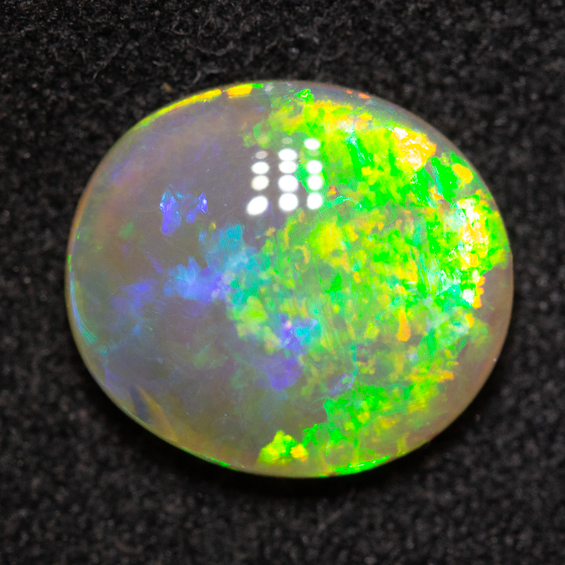 2.14 ct crystal opal 10.6x9.4x3.7mm