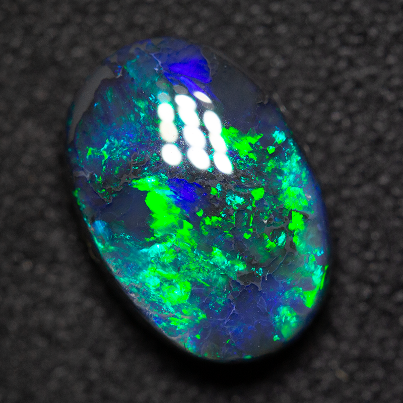 2.15 ct black opal 10.6x7.4x4.3mm