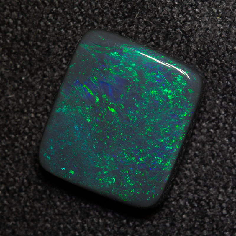 2.19 ct black opal 9.6x8.5x3.1mm