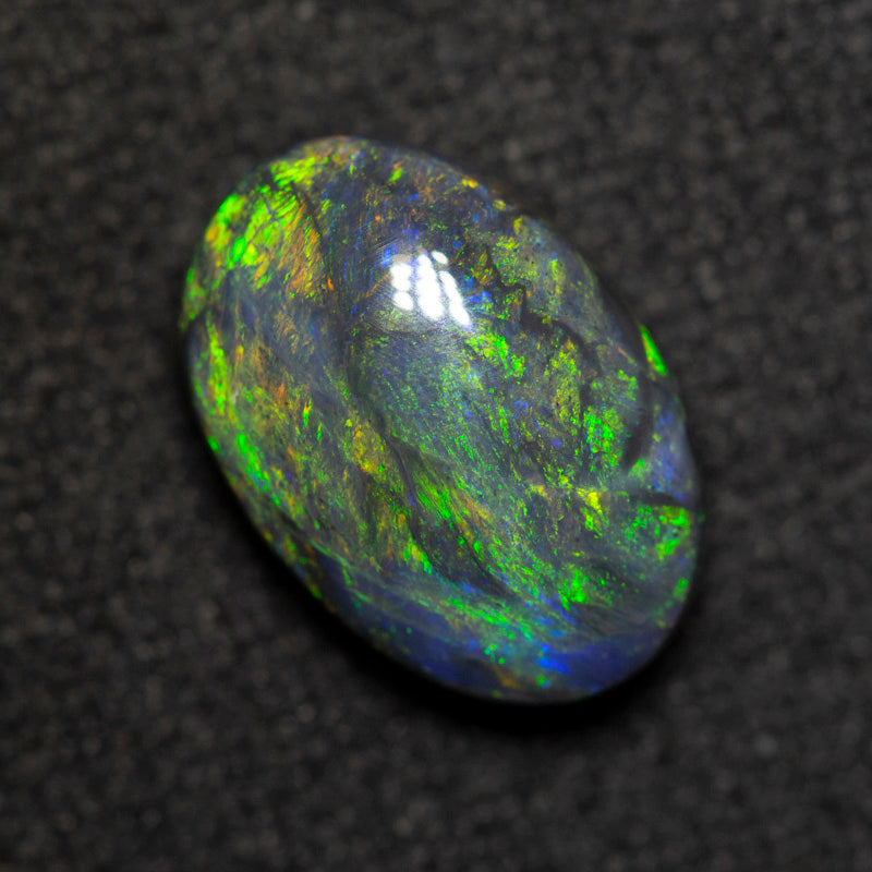 2.19 ct black opal 10.8x7.3x4.5mm