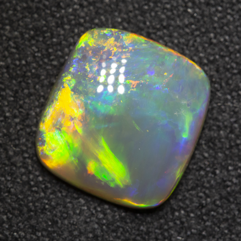 2.46 ct crystal opal 10.2x9.7x3.6mm