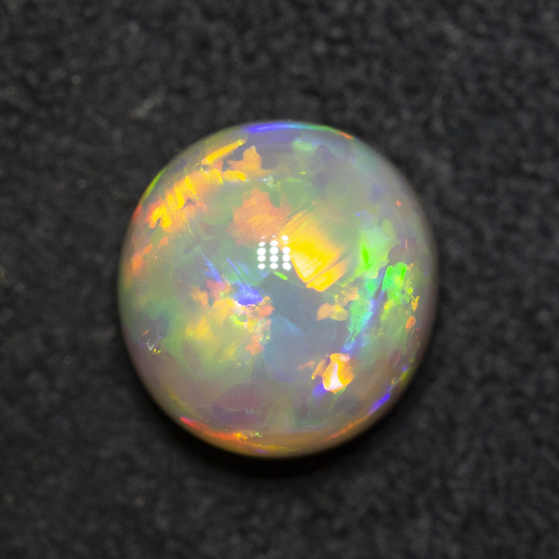 2.58 ct gem crystal opal 8.6x8.1x6.1mm