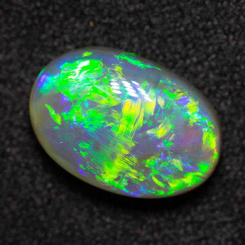 2.59 ct crystal opal 11.1x7.6x4.5mm