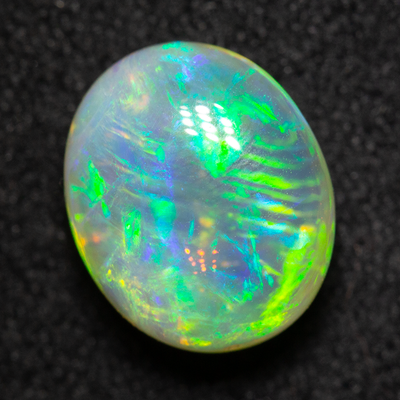 2.67 ct crystal opal 9.7x8x5.4mm