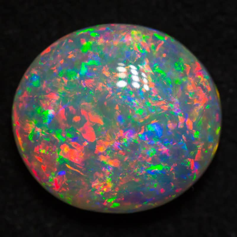 2.67 ct crystal opal 10.6x9.6x4.2mm