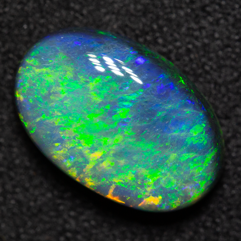 2.71 ct black opal 11.8x7.7x4.4mm
