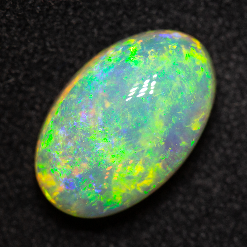 2.90 ct crystal opal 11.6x7.5x5.2mm
