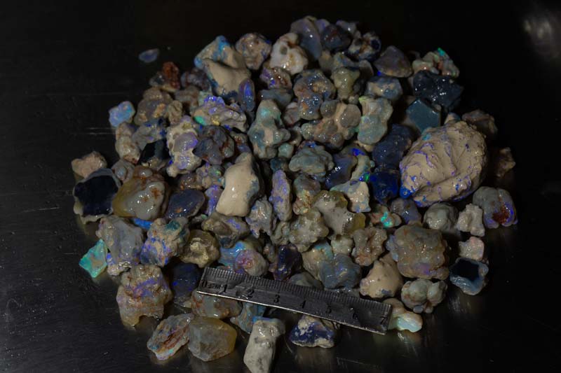 2245ct-rough-opal-parcel