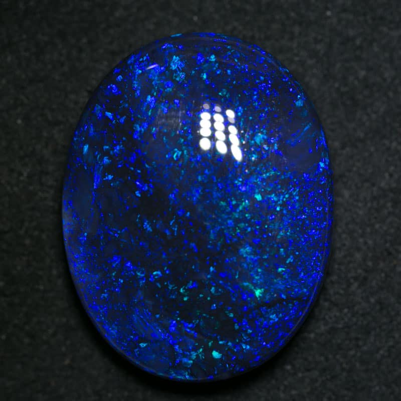 28.65 ct large black opal 27x21x8mm