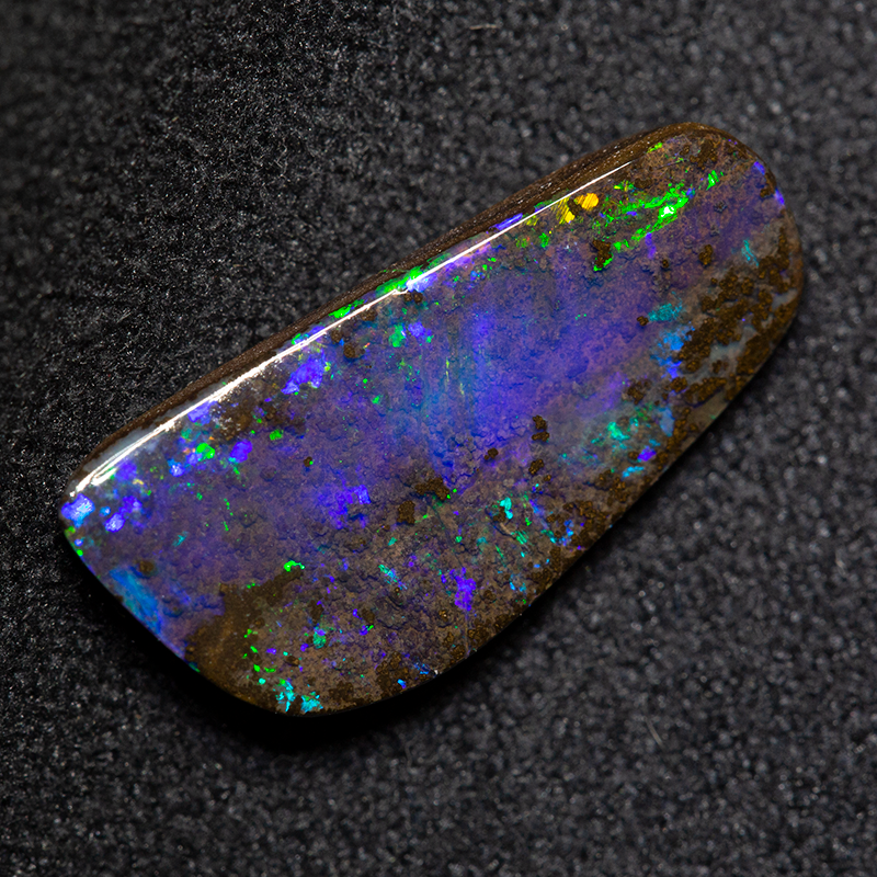 3.00 ct boulder opal 15.8x7.4x2.5mm