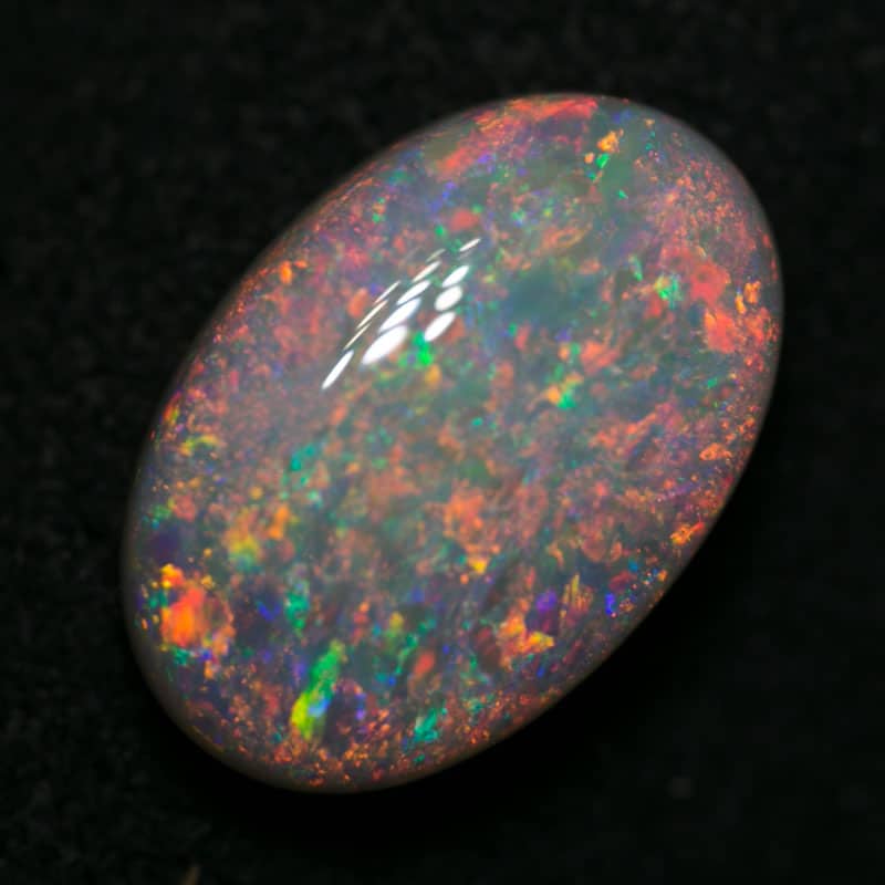 3.02 ct white opal 12x8x4.5mm