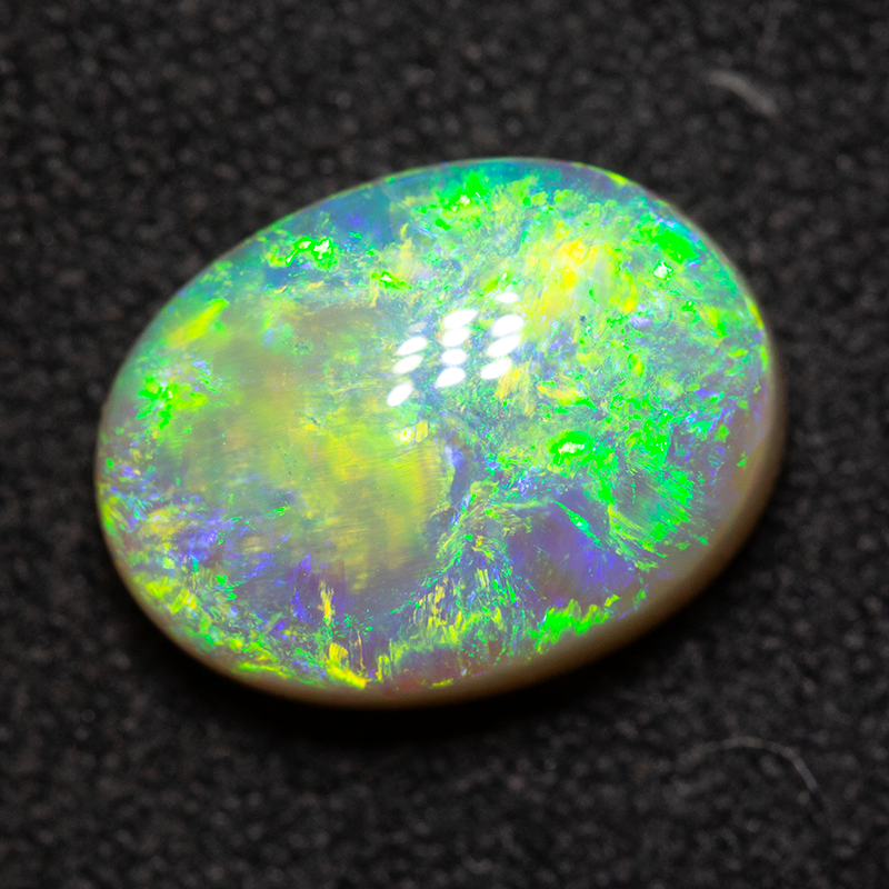 3.12 ct crystal opal 11x8x5mm