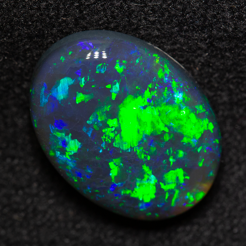 3.43 ct black opal 12.4x9.4x4.5mm
