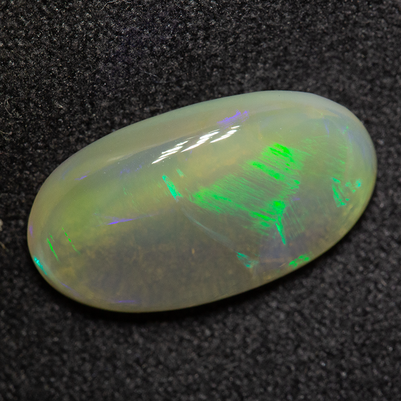 3.50 ct crystal opal 15.3x8.4x4.4mm