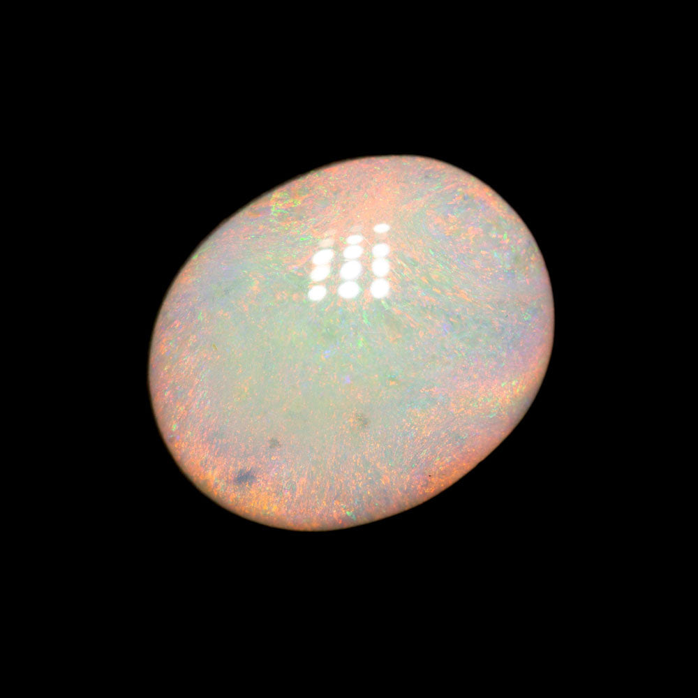 3.53 ct white opal 11.1x9.1x5.4mm