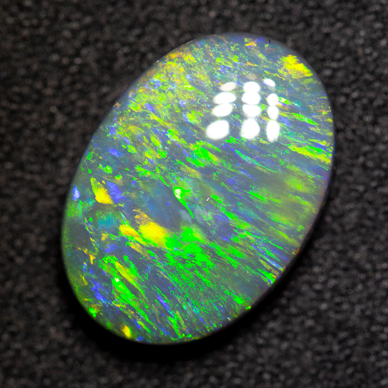 3.54 ct black opal 13.1x9.3x4.2mm