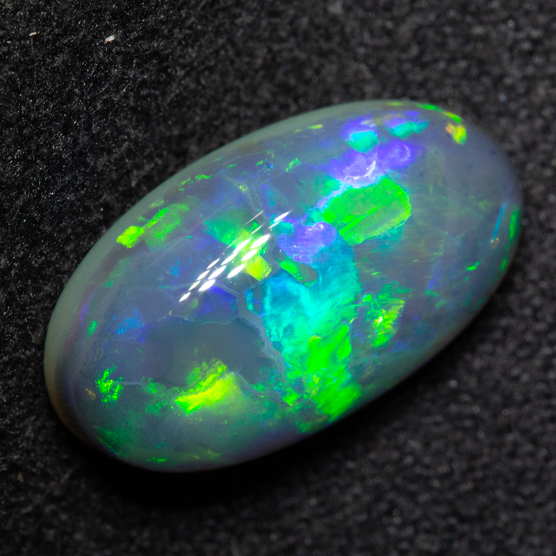 3.77 ct dark opal 14x8x5mm