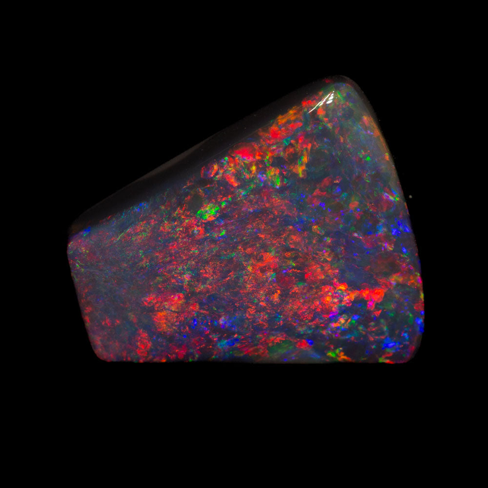 3.81 ct black opal 13.6x11.5x3.9mm