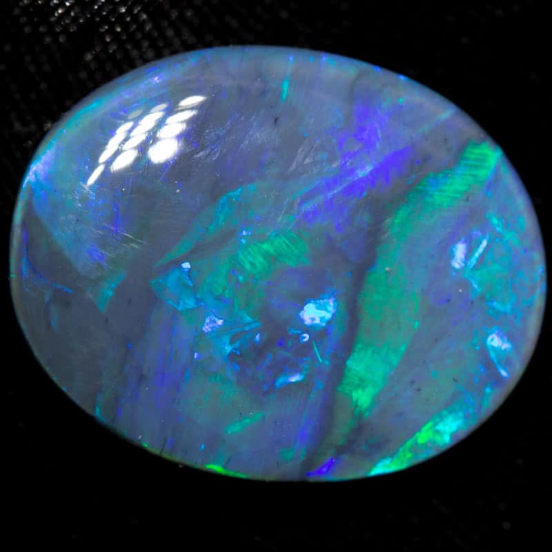31.65 ct black opal 28.3x22.8x7.5mm