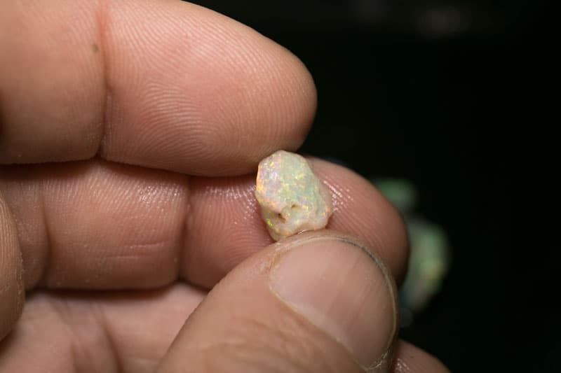 36 ct rough opal parcel 17 pc for the Intermediate opal cutter