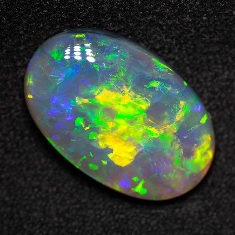 4.12 ct dark opal 15.6x10.3x3.8mm