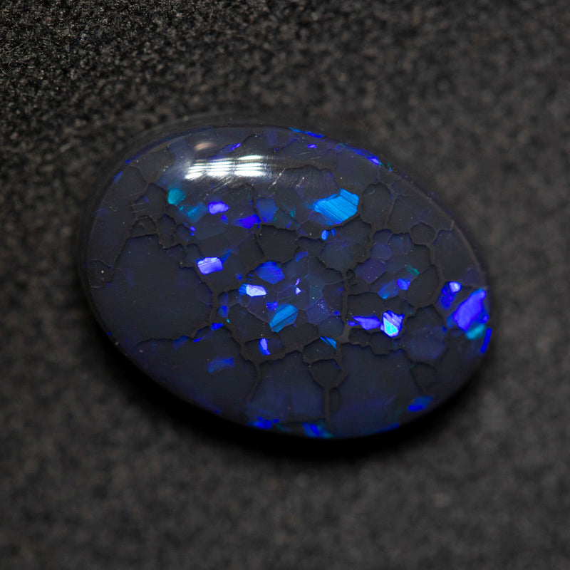 4.27 ct black opal 13.2x9.5x5.2mm
