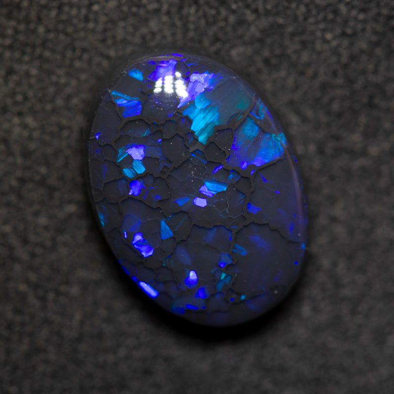 4.27 ct black opal 13.2x9.5x5.2mm