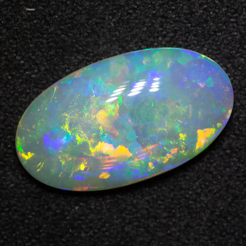 4.37 ct crystal opal 17.1x9.7x4mm