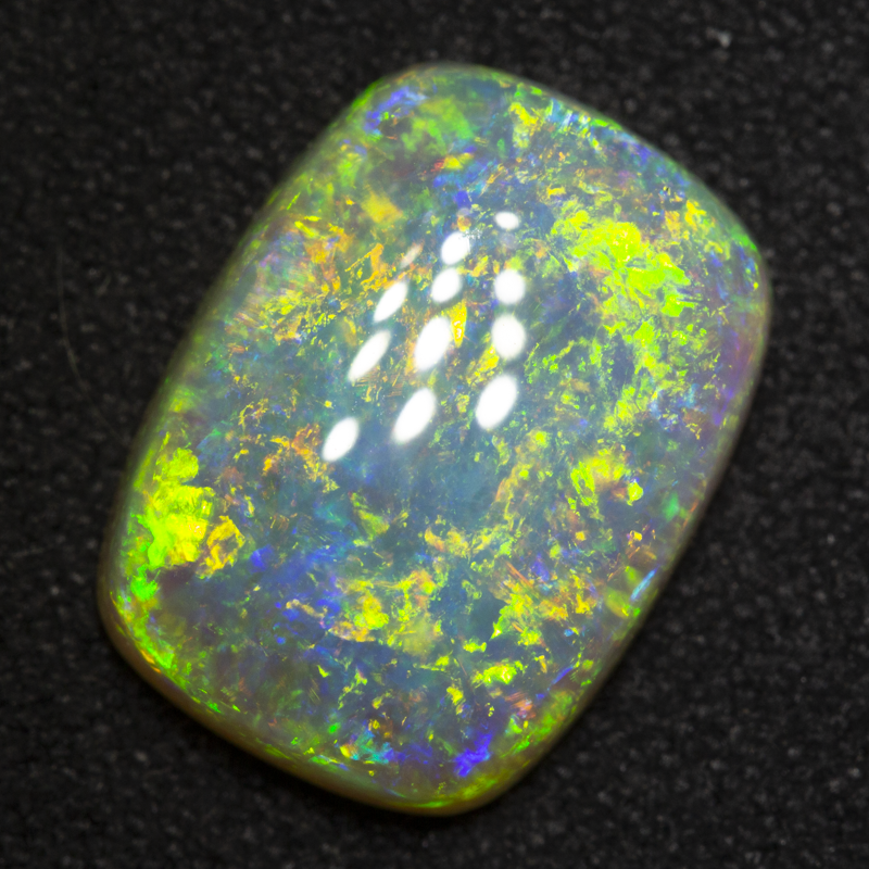 4.41 ct crystal opal 13.5x10.1x4.1mm