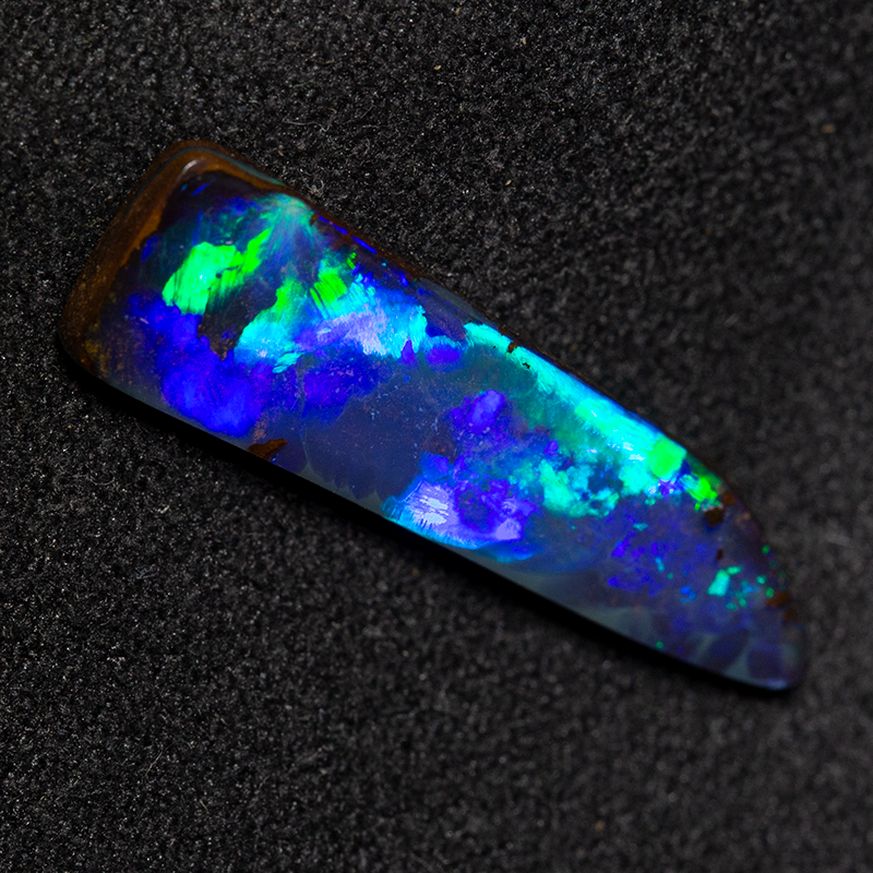 4.48 ct boulder opal 22.3x6.4x3.1mm