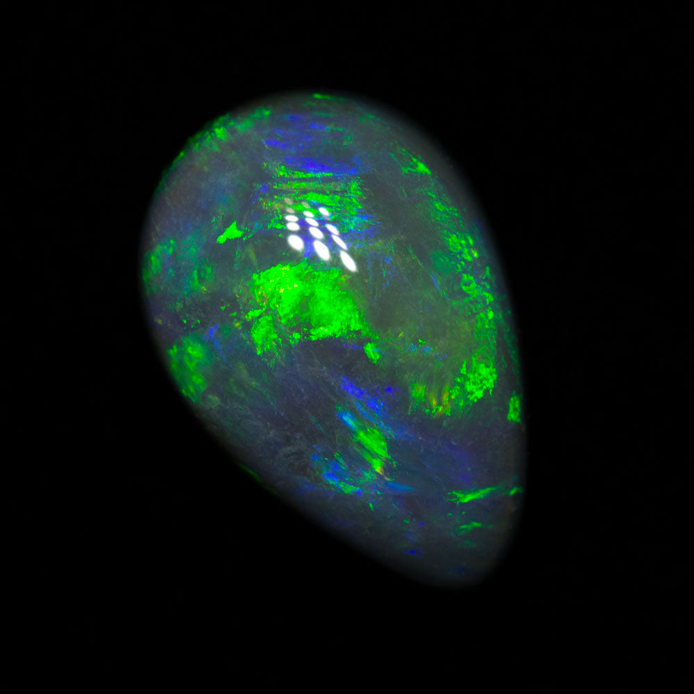 4.49 ct black opal 13.7x9.3x6.1mm