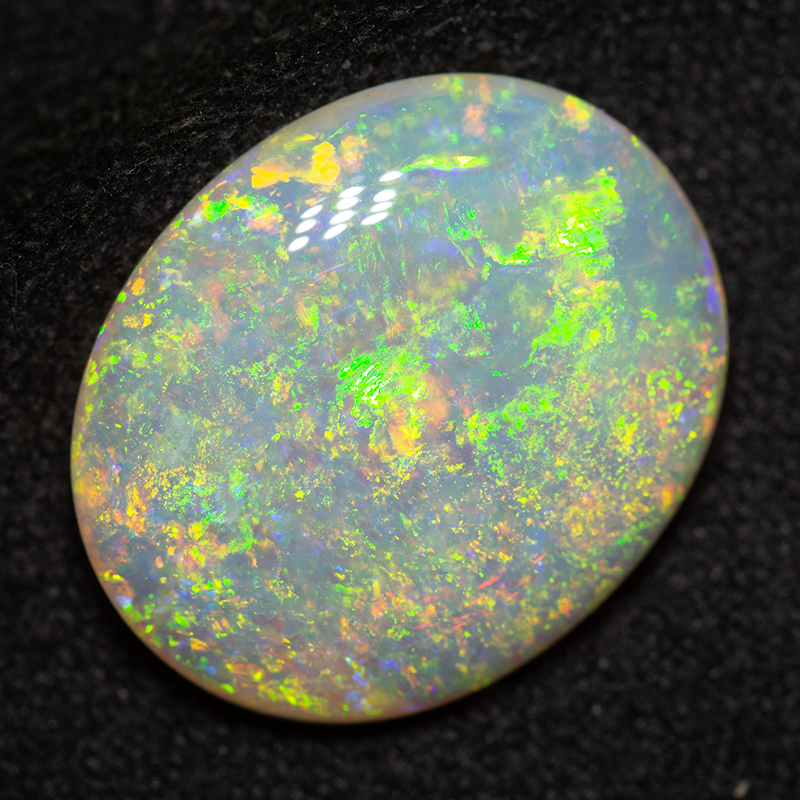 4.59 ct double sided crystal opal 15x12.6x4mm