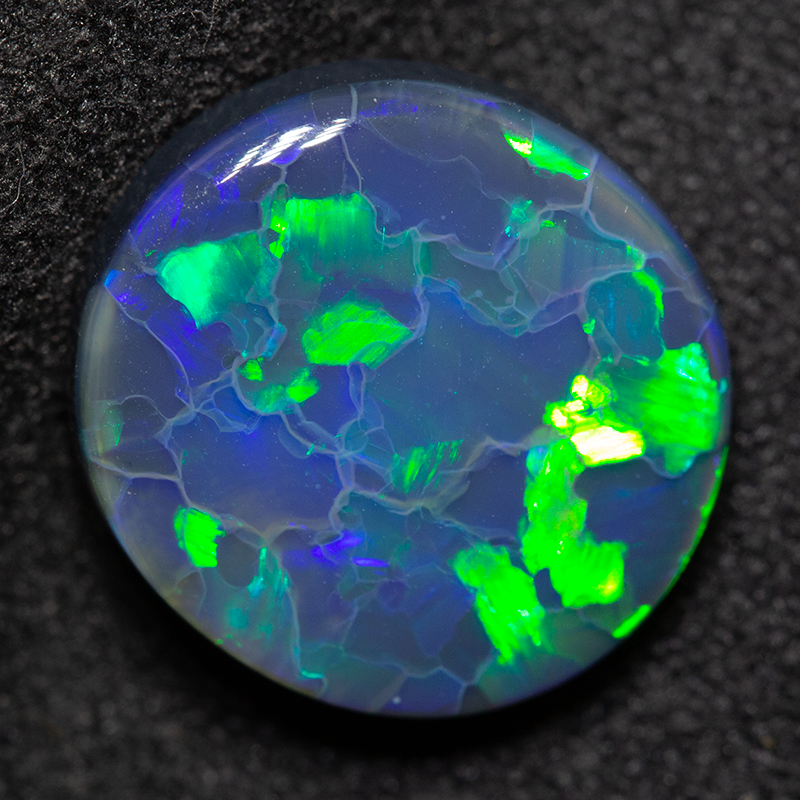4.66 ct black opal 12.4x11.6x5mm
