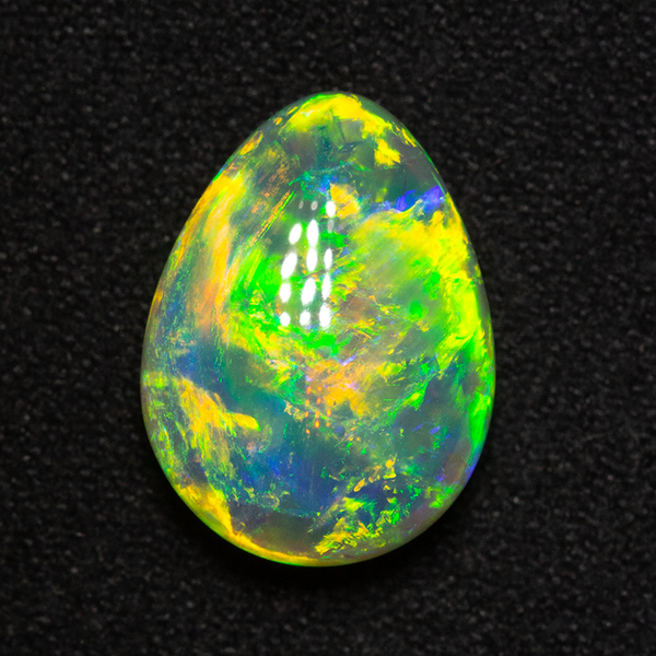 4.91 ct gem double-sided crystal opal 14x10.4x5.8mm
