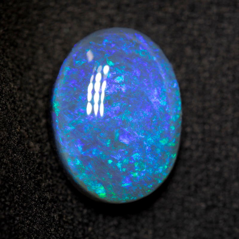 5.20 ct black opal 13.8x10.3x5.7mm