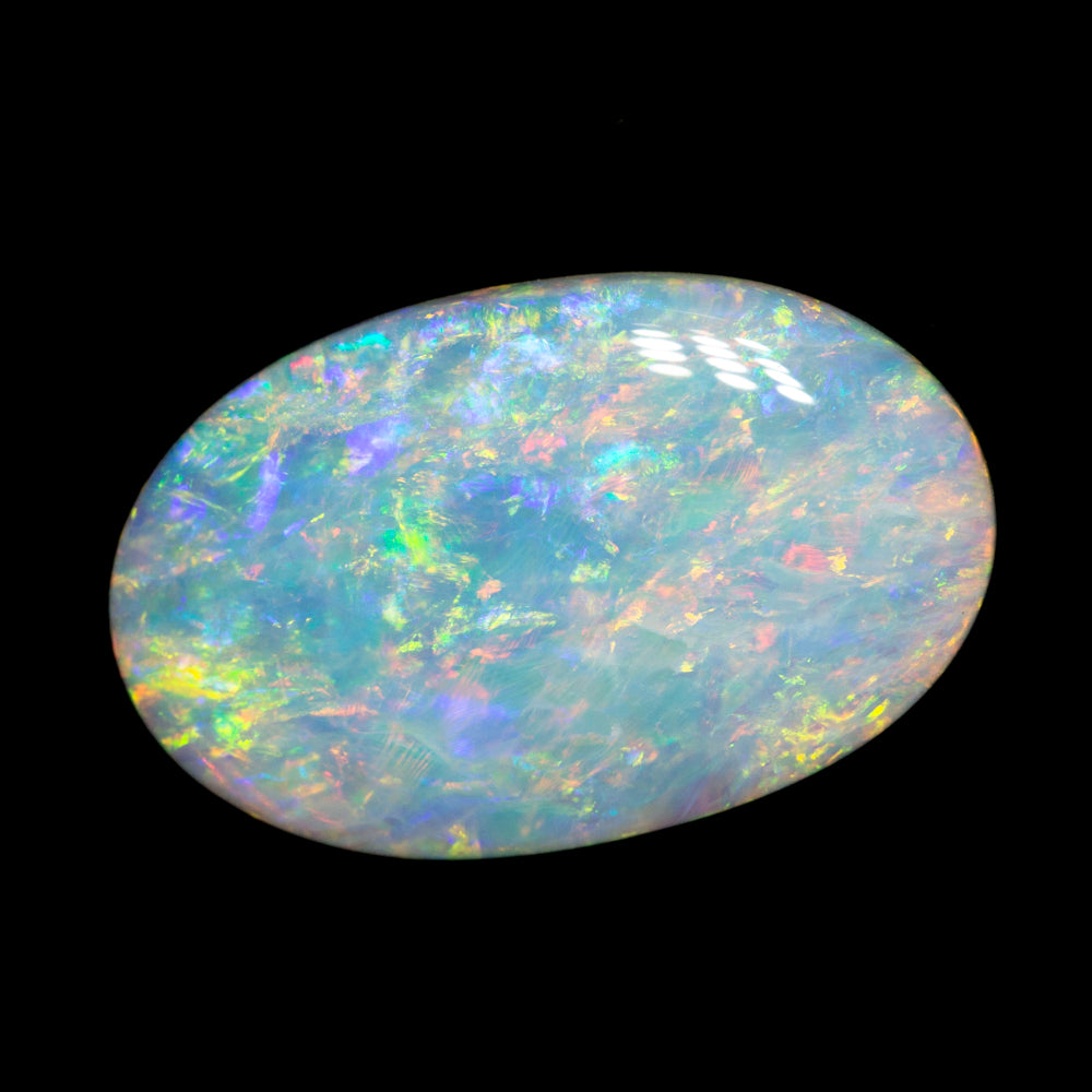 5.29 ct white opal 19x12x3.1mm