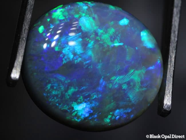 5.49 carats and measures 13.5 x 12.5 x 5mm2