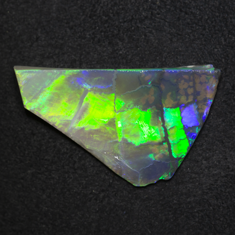 5.71 ct crystal opal specimen 24.4x13.9x4.2mm
