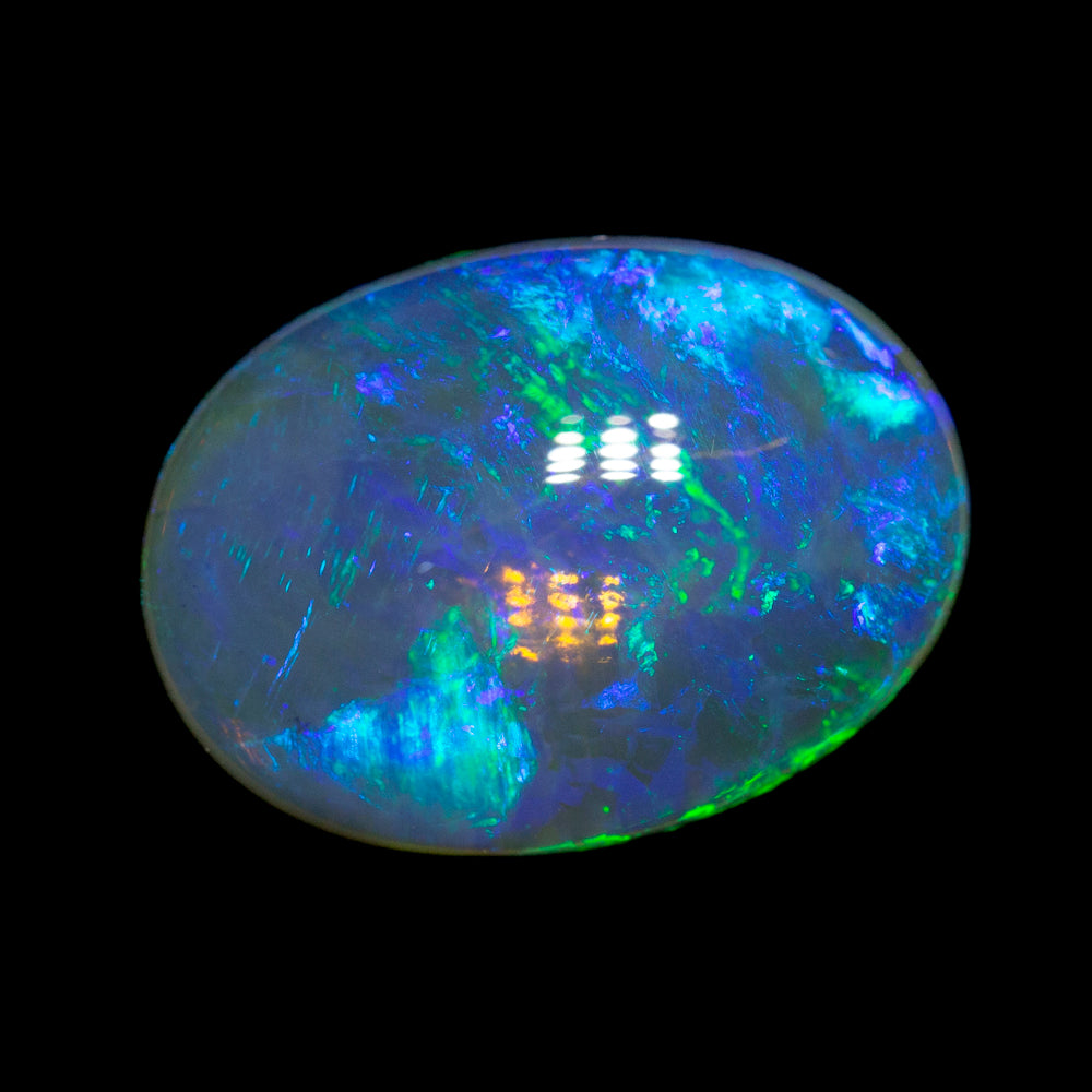 5.77 ct crystal opal 15.8x11.5x5.2mm