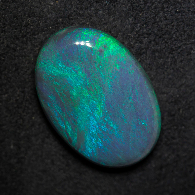 5.83 ct black opal 17x11.8x4.3mm